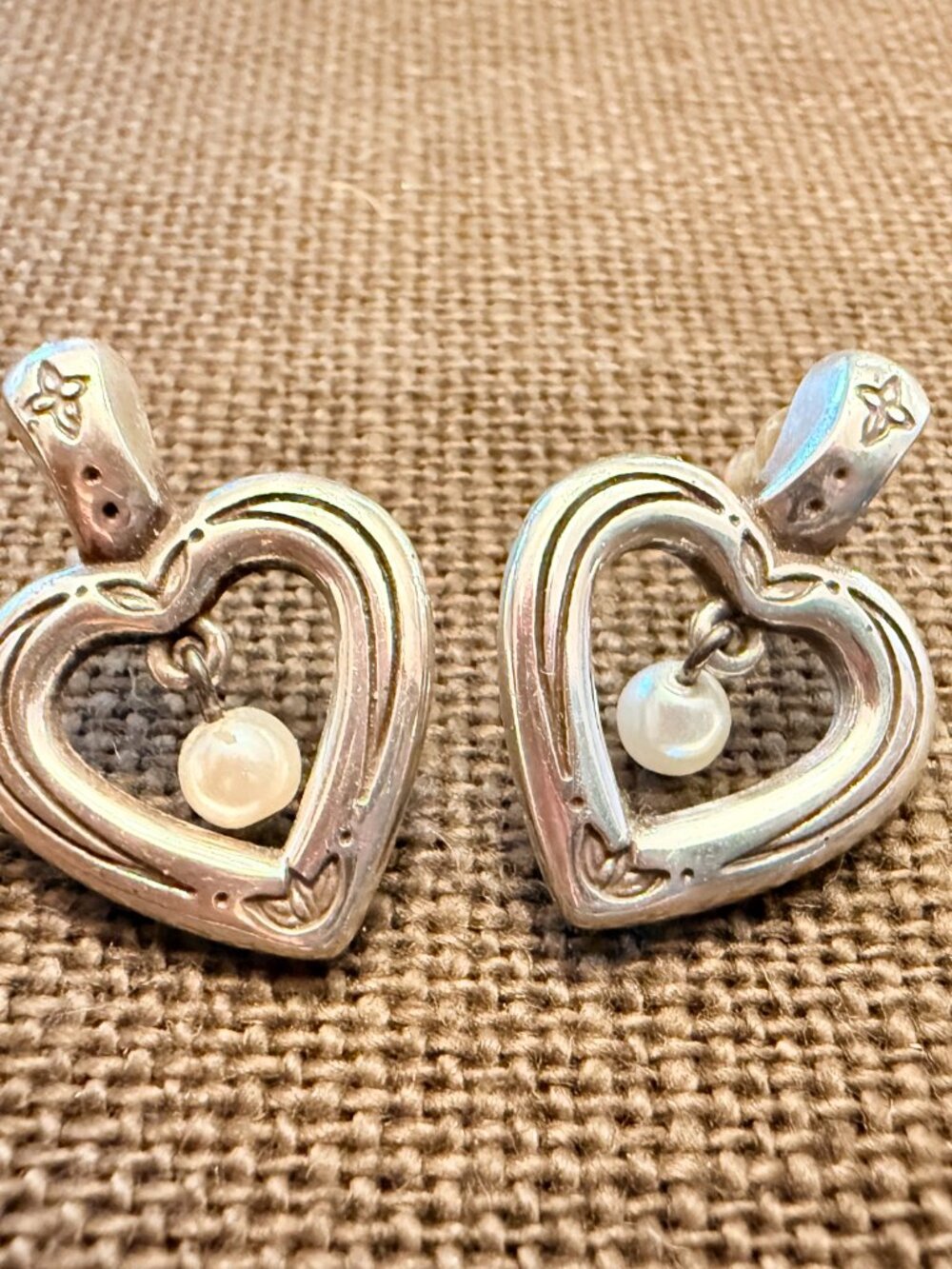 One Heart / Cascade Heart Collections Earrings Brighton - Picture 4 of 4